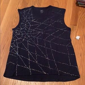 New (with tags) sleeveless cotton shirt